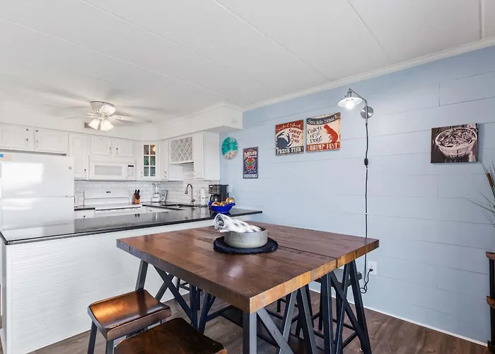 Assateague House 308 *